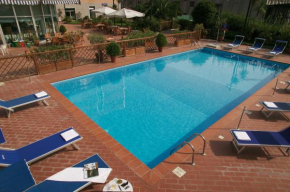 Гостиница Novotel Caserta Sud  Казерта